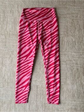 Wilo The Label Women’s Pink Zebra Print Leggings